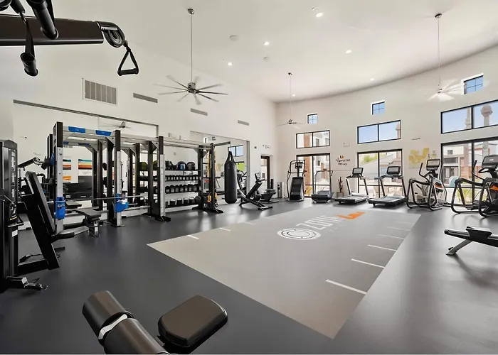 Apartment Boulevard Chic 1br Near Stadium Pool Access Gym & Free Parking Glendale